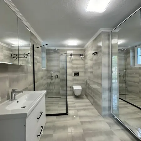 Sunken Seated Fire Pit Villa! Βίλα Foca