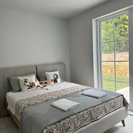 Sunken Seated Fire Pit Villa! Βίλα *