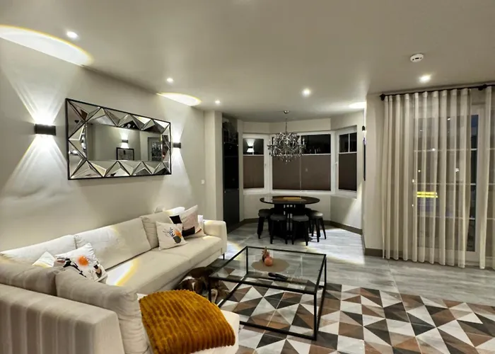 Villa Sunken Seated Fire Pit Villa! Foça