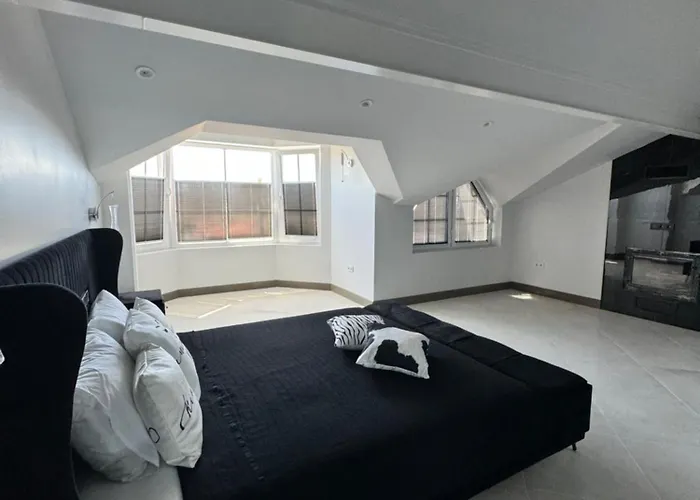 Sunken Seated Fire Pit Villa! * Foca